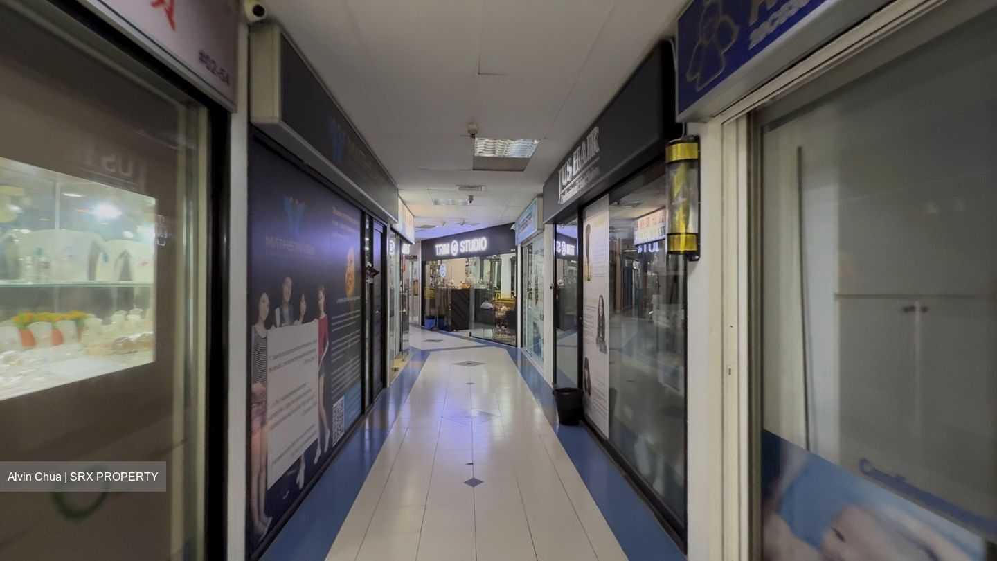 Bukit Timah Shopping Centre (D21), Retail #528360251